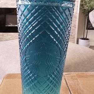 BNWT STARBUCKS VENTI OMBRE CUP